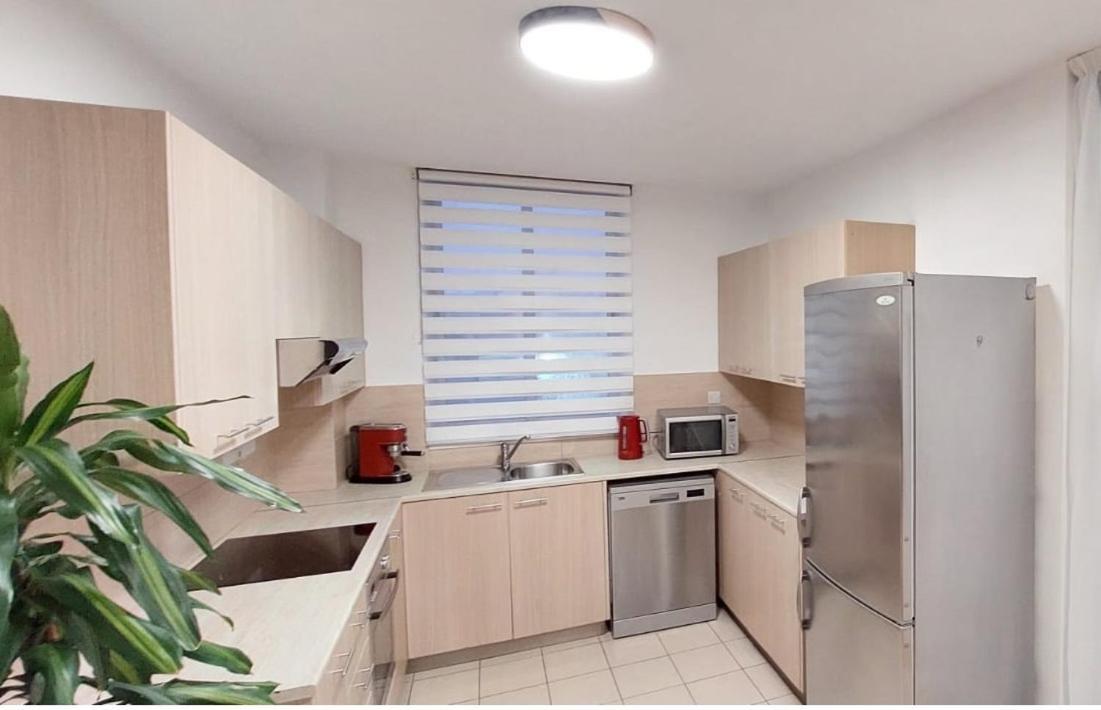 City Flats 2 Bedroom Apartment Ларнака Екстериор снимка